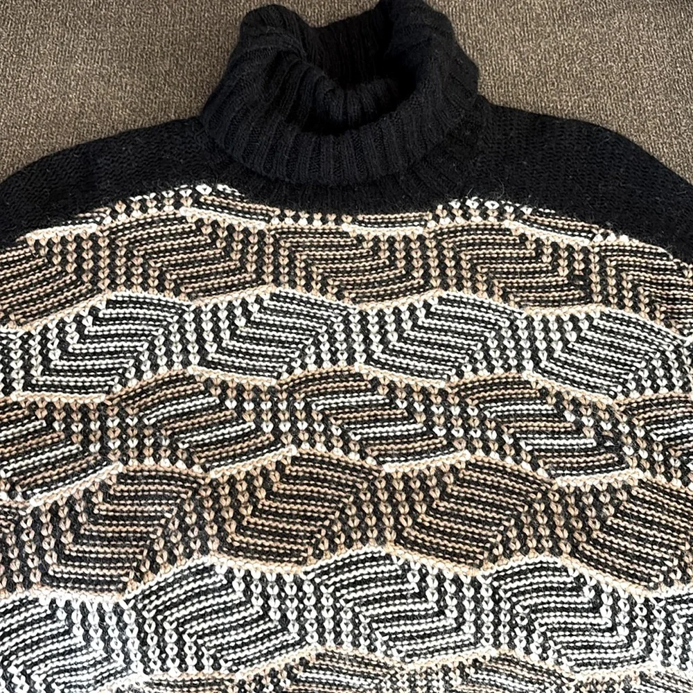 BY Malene Birger Printed Turtleneck‎ Black and Brown Patterned Sweater Size S/M